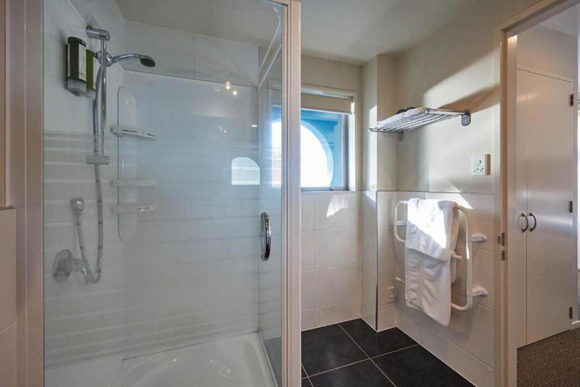 Kaikoura Luxury Apartments - Formerly Waves Luxury Apartments Ruang foto